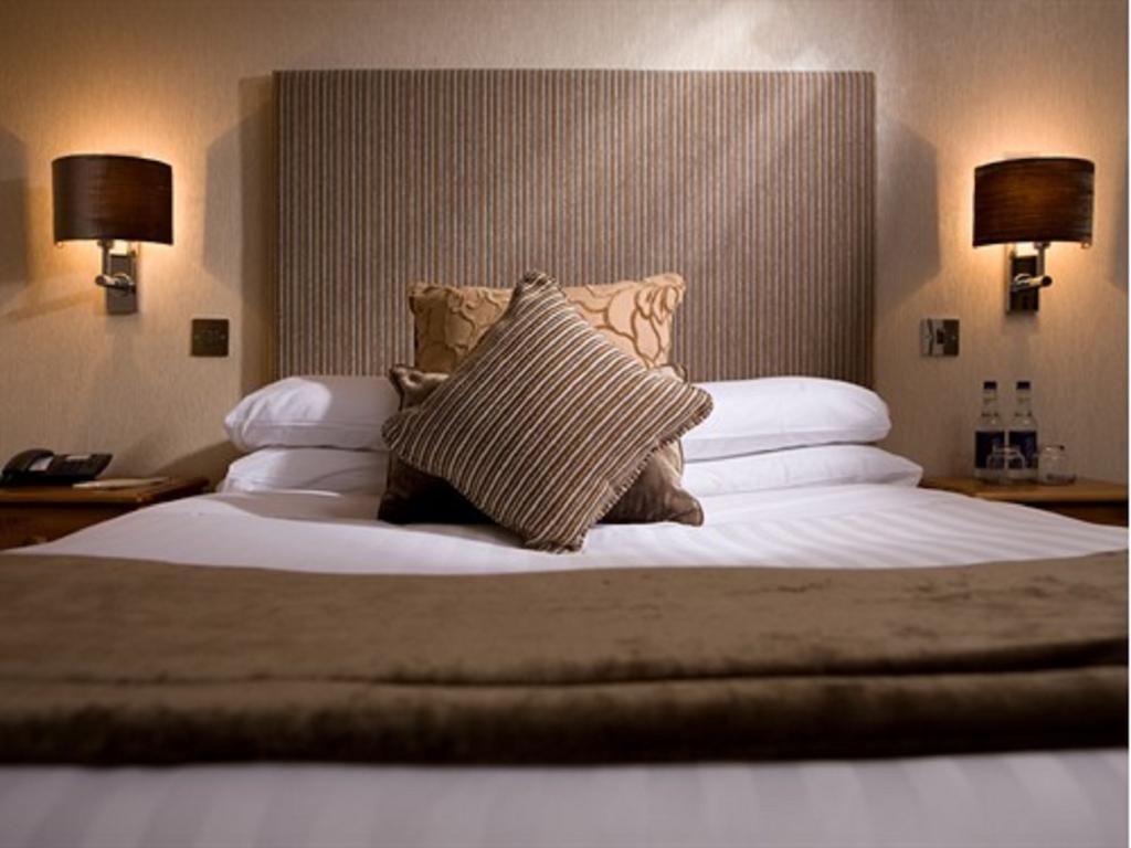 Malin Court Hotel And Restaurant آير الغرفة الصورة